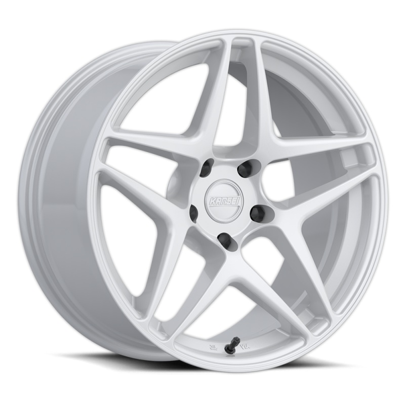 Kansei K15W Astro 18×9.5in / 5×100 BP / 22mm Offset / 73.1mm Bore – Gloss White Wheel