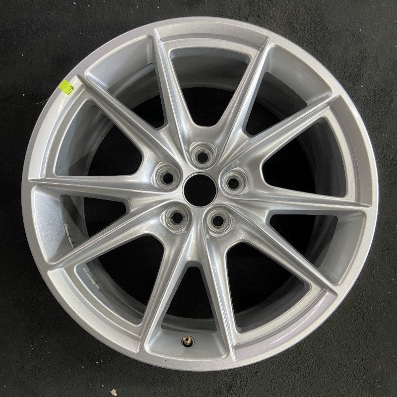 19″ MUSTANG 24 19×8.5 5 spoke V spoke Original OEM Wheel Rim