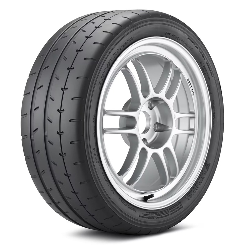Yokohama Advan A052 265/35R18 (97Y) (SET)