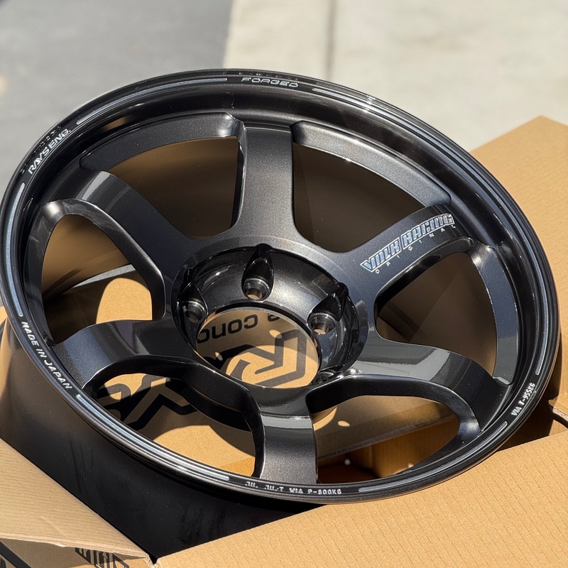Volk Racing TE37 Large PCD Progressive Model II 18×9 +0 6×139.7 Diamond Black (SET)