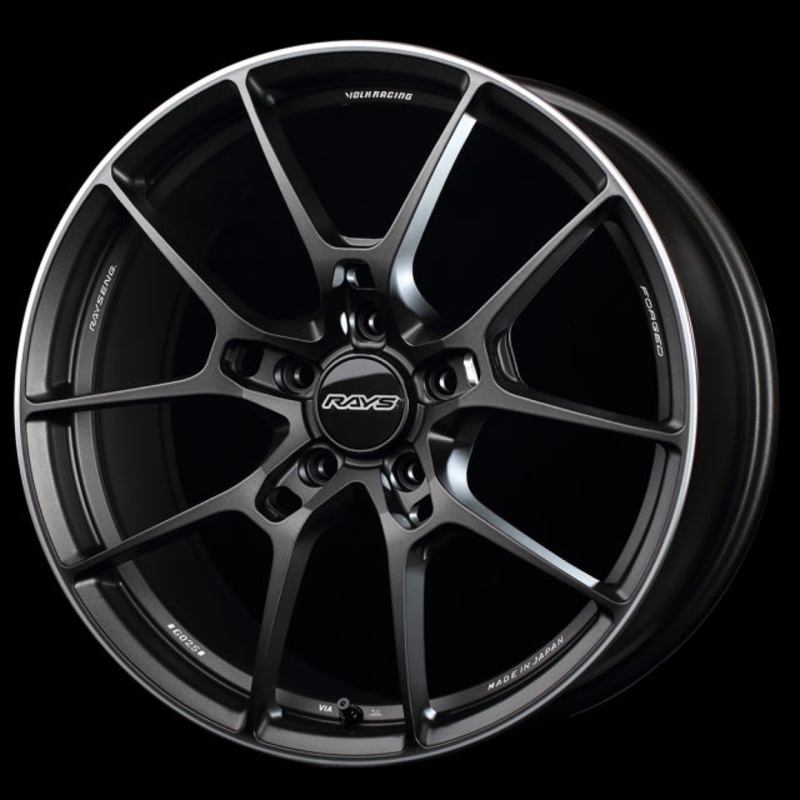 Volk Racing G025 Wheel  – 19×9.0 +46 | 5×114.3 | Matte Gunblack w/ DC Rim Edge
