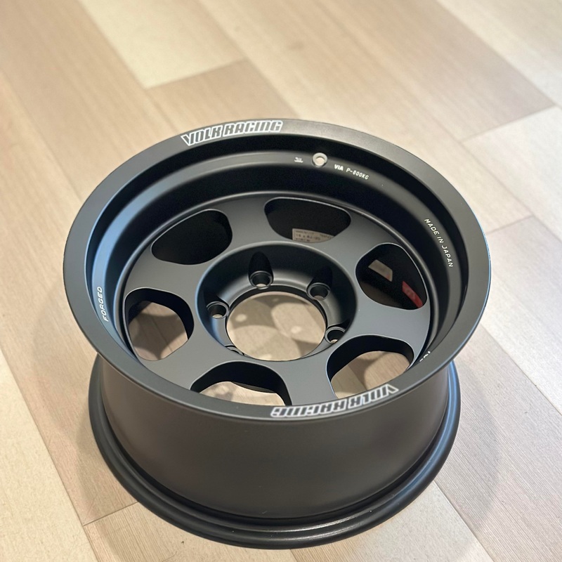 Volk Racing TE37XT M-Spec 16×8 -20 6×139.7 Blast Black (SET)