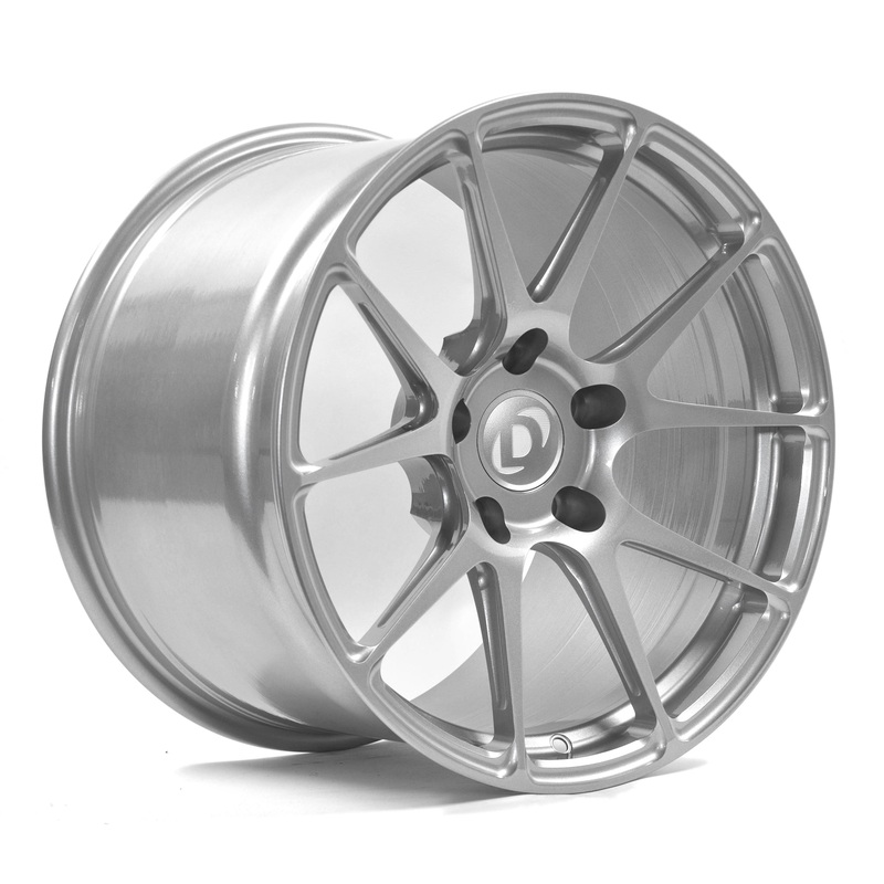 Dinan 19 in Lightweight Forged Perfo