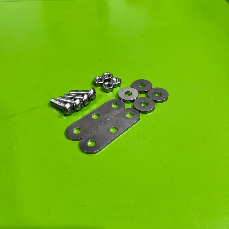 [GARAGE SALE] – Nuke Performance – Fuel Rail Bolt On Brackets – SAAB 4cyl 900