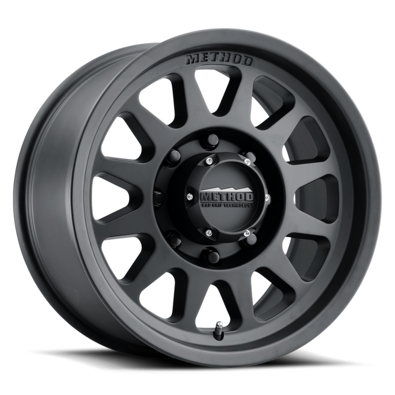 Method MR704 HD 17×9 18mm Offset 8×6.5 130.81mm CB Matte Black Wheel | MR70479080518H