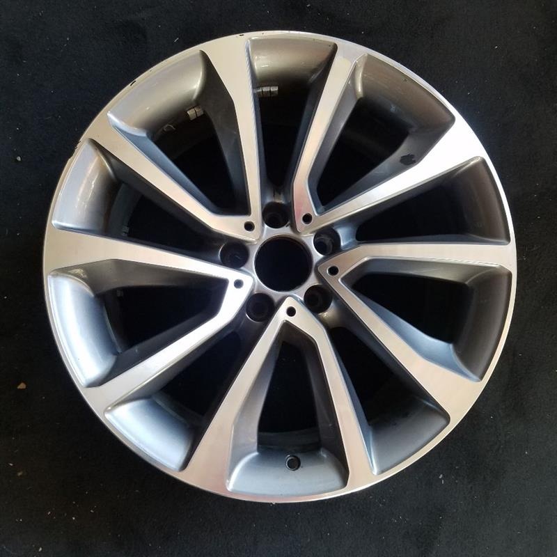 19″ BMW X6 15-17 19×9 alloy 5 spoke V spoke w/dimples between lugs 18mm offset Original OEM Wheel Rim
